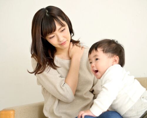 肩こり　子供あり