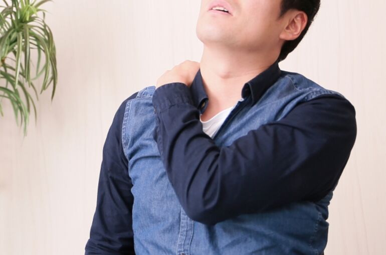 肩こり男